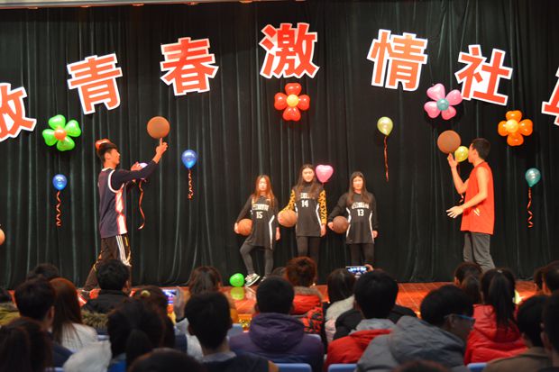 院团委举办"起点辽工 圆梦社联"主题晚会